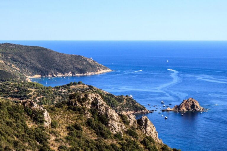 Agriturismo a Marina di Grosseto con Piscina e SPA